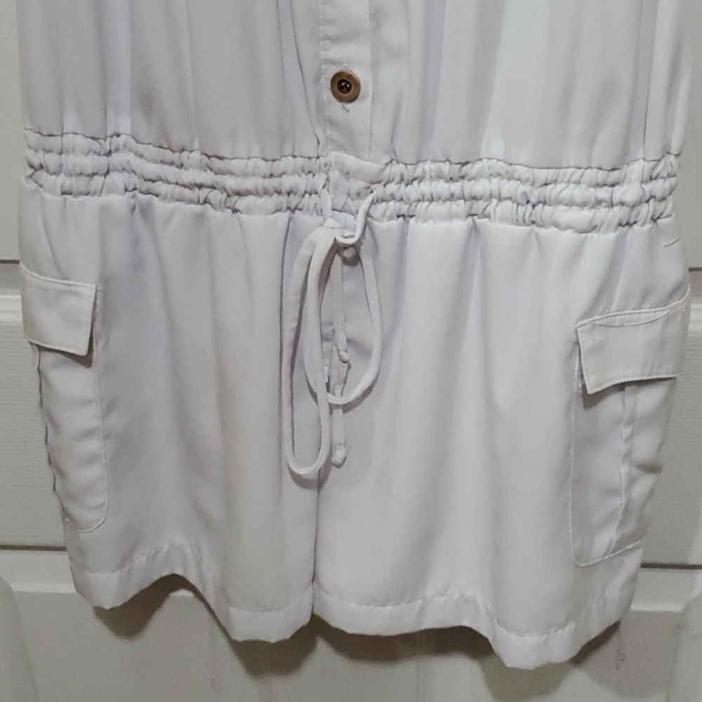 Romper - Picture 2 of 5